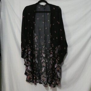 TORRID | 1/2 | Floral Open Front Kimono Jacket